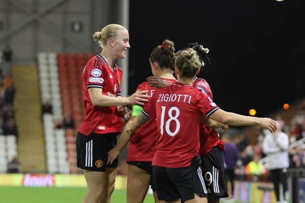 Manchester United, ManU Women v Valerenga Women - League Phase, matchday one, UEFA Women s Champions League Manchester United s Maya Le Tissier celebrates scoring penalty with teammates against Valerenga - 08.10.2025 Leigh Leigh Sports Village United Kingdom Copyright: xZacharyxLockex