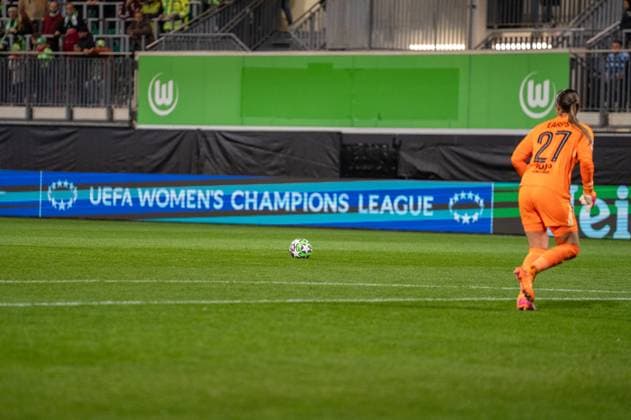 Germany, Football, UEFA, Women™s Champions League, Matchday 1 2025 2026, VfL Wolfsburg Paris St Germain on 08 10 in Wolfsburg AOK Stadion Katarzyna Kiedrzynek Paris Saint Germain 1 Copyright: xSvenxHeidmannx
