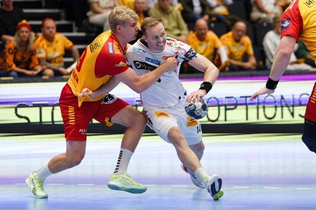 GOG v Magdeburg, EHF Champions League Handball, Svendborg, Denmark Svendborg, Denmark. 08th, October 2025. Omar Ingi Magnusson (14) of Magdeburg seen during the EHF Champions League match between GOG and Magdeburg at Arena Svendborg in Svendborg. Denmark, Svendborg  Copyright: xGonzalesxPhoto LauxNielsenx