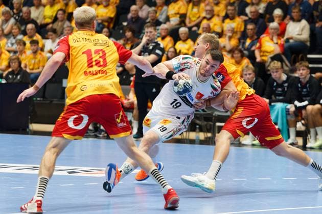 GOG v Magdeburg, EHF Champions League Handball, Svendborg, Denmark Svendborg, Denmark. 08th, October 2025. Elvar Orn Jonsson (19) of Magdeburg seen during the EHF Champions League match between GOG and Magdeburg at Arena Svendborg in Svendborg. Denmark, Svendborg  Copyright: xGonzalesxPhoto LauxNielsenx