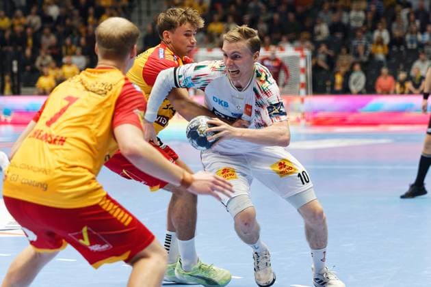 GOG v Magdeburg, EHF Champions League Handball, Svendborg, Denmark Svendborg, Denmark. 08th, October 2025. Gisli Thorgeir Kristjansson (10) of Magdeburg seen during the EHF Champions League match between GOG and Magdeburg at Arena Svendborg in Svendborg. Denmark, Svendborg  Copyright: xGonzalesxPhoto LauxNielsenx