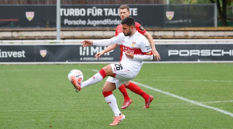 BAU 09 10 2025 Stuttgart Football VfB Stuttgart vs SV Elversberg, f l Deniz Undav VfB , Florian de Joncour Elversberg
