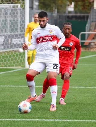 BAU 09 10 2025 Stuttgart Football VfB Stuttgart vs SV Elversberg, f l Deniz Undav VfB , Jarzinho Ataide Malanga Elversberg