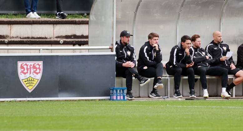 09 10 25 VfB Stuttgart SV Elversberg Germany, Stuttgart, 09 10 2025, Football, Bundesliga, Test match, VfB Stuttgart SV Elversberg Sebastian Hoeneß Coach VfB Stuttgart