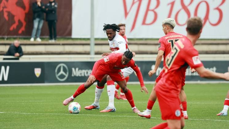 09 10 25 VfB Stuttgart SV Elversberg Germany, Stuttgart, 09 10 2025, Football, Bundesliga, Test match, VfB Stuttgart SV Elversberg v l Jairzinho Malanga SV Elversberg , Dan Axel Zagadou VfB Stuttgart