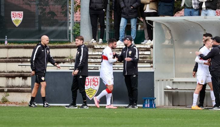 09 10 25 VfB Stuttgart SV Elversberg Germany, Stuttgart, 09 10 2025, Football, Bundesliga, Test match, VfB Stuttgart SV Elversberg v l Deniz Undav VfB Stuttgart , Sebastian Hoeneß Coach VfB Stuttgart