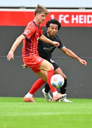 09 10 2025 Soccer season 2025 2026 Test match friendly match preparation match 1 FC Heidenheim FCH SpVgg Greuther Fürth Kleeblatt xwoxzix Jan Schöppner Schoeppner 3, 1 FC Heidenheim FCH David Abrangao 40, SpVgg Greuther Fürth