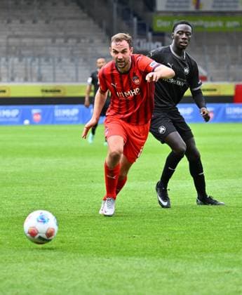 09 10 2025 Soccer season 2025 2026 Test match friendly match preparation match 1 FC Heidenheim FCH SpVgg Greuther Fürth Kleeblatt xwoxzix Benedikt Gimber 5, 1 FC Heidenheim FCH Omar Sillah 42, SpVgg Greuther Fürth