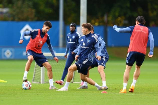 8 Daniel Elfadli Hamburger SV Football I Men I Training I Season 2025 2026 I Hamburger SV I 09 10 2025 I Training pitches Volksparkstadion