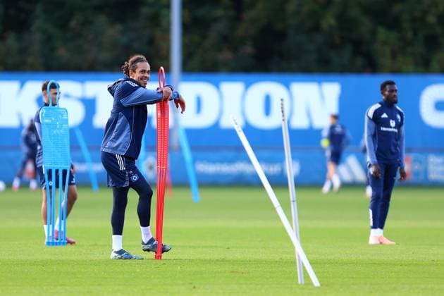 15 Yussuf Poulsen Hamburger SV Football I Men I Training I Season 2025 2026 I Hamburger SV I 09 10 2025 I Training pitches Volksparkstadion