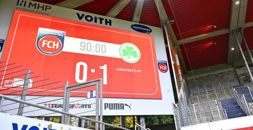 09 10 2025 Soccer season 2025 2026 Test match friendly match preparation match 1 FC Heidenheim FCH SpVgg Greuther Fürth Kleeblatt xwoxzix Final result on scoreboard