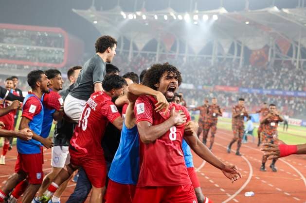 Bangladesh Vs Hong Kong In The AFC Asian Cup 2027 Qualifiers Bangladeshi players celebrate a goal against Hong Kong in the AFC Asian Cup 2027 Qualifiers at National Stadium in Dhaka, Bangladesh, on October 9, 2025. Dhaka Bangladesh  Copyright: xKazixSalahuddinxRazux originalFilename:salahuddin-notitle251009_npwdC.jpg