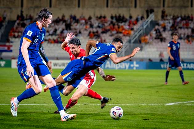 Netherlands midfielder Ryan Gravenberch, Malta player Kurt Shaw during the match Malta vs Netherlands at the National Stadium Ta Qali for the European Qualifiers Group G season 2025-2026 in ATTARD, Malta on 9 October 2025, (photo by Marcel van Dorst EYE4images DeFodi Images) Netherlands midfielder Ryan Gravenberch, Malta player Kurt Shaw during the match Malta vs Netherlands at the National Stadium Ta Qali for the European Qualifiers Group G season 2025 2026 in ATTARD, Malta on 9 October 2025, photo by Marcel van Dorst EYE4images DeFodi Images