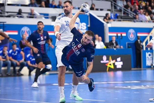 HANDBALL : PSG vs Zagreb - Ligue des Champions - 09 10 2025 Luc STEINS ( 6 - PSG ) during the EHF Champins League match between Paris Saint Germain and HC Zagreb at Salle Pierre De Coubertin on October 09, 2025 in Paris, France. ( Photo by Federico Pestellini PSNewz ) - ParisFrance  Copyright: xFedericoxPestellinix