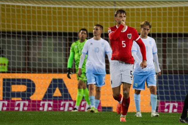 SOCCER - FIFA WC quali, AUT vs SMR VIENNA,AUSTRIA,09.OCT.25 - SOCCER - FIFA World Cup, WM, Weltmeisterschaft, Fussball 2026, European Qualifiers, group stage, OEFB international match, Länderspiel, Nationalmannschaft Austria vs San Marino. Image shows the rejoicing of Stefan Posch (AUT).  GEPAxpictures xDavidxBitzan