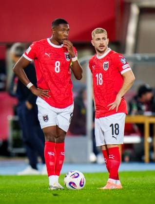 SOCCER - FIFA WC quali, AUT vs SMR VIENNA,AUSTRIA,09.OCT.25 - SOCCER - FIFA World Cup, WM, Weltmeisterschaft, Fussball 2026, European Qualifiers, group stage, OEFB international match, Länderspiel, Nationalmannschaft Austria vs San Marino. Image shows David Alaba and Romano Schmid (AUT).  GEPAxpictures xEdgarxEisner