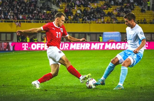 Football Austria, FIFA World Cup Qualification Europe UEFA 2026, Matchday 7 ÖFB Austria vs San Marino Ernst Happel Stadion Vienna, Austria Nikolaus Wurmbrand Austria, 21 with Alessandro Tosi San Marino, 12 Copyright: xLukasxBierederx