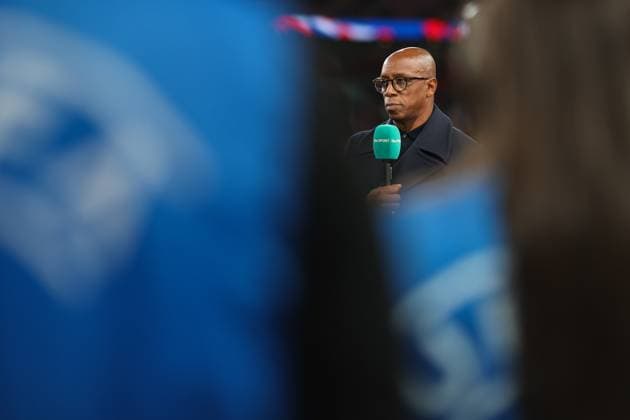England gegen Wales 09. Oktober 2025, London Internationales Fußball-Freundschaftsspiel England gegen Wales ITV Sport-Moderator Ian Wright Foto Charlotte Wilson Abseits London UK  Copyright: xCharlottexWilsonx xOffsidexOffside