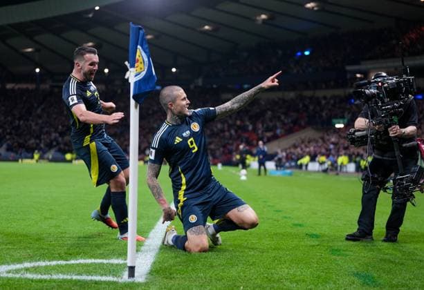 Lyndon Dykes of Scotland celebrates scoring to give Scotland a 3-1 lead. Scotland v Greece, FIFA 2026 World Cup Qualifying, Group C, Football, Hampden Park, Glasgow, Scotland, UK - 09 Oct 2025Glasgow Hampden Park United Kingdom EDITORIAL USE ONLY No use with unauthorised audio, video, data, fixture lists, club league logos or live services. Online in-match use limited to 120 images, no video emulation. No use in betting, games or single club league player publications.  Copyright: xStuartxWallace Shutterstockx 15522896dt