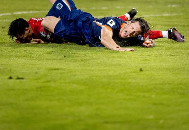 ATTARD - (l-r) Kurt Shaw of Malta and Wout Weghorst of the Netherlands at the National Stadium during the Dutch national team, Nationalteam s 2026 FIFA World Cup, WM, Weltmeisterschaft, Fussball qualifying match against Malta. ANP KOEN VAN WEEL xVIxANPxSportx xxANPxIVx 538804517 originalFilename: 538804517.jpg