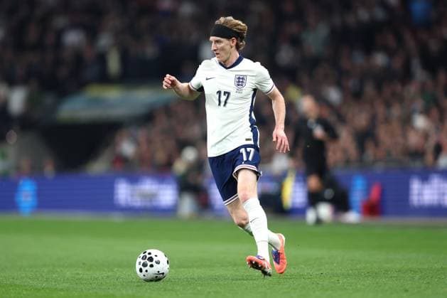 England gegen Wales 09. Oktober 2025, London Internationales Fußball-Freundschaftsspiel England gegen Wales Anthony Gordon von England Foto Charlotte Wilson Abseits London UK  Copyright: xCharlottexWilsonx xOffsidexOffside