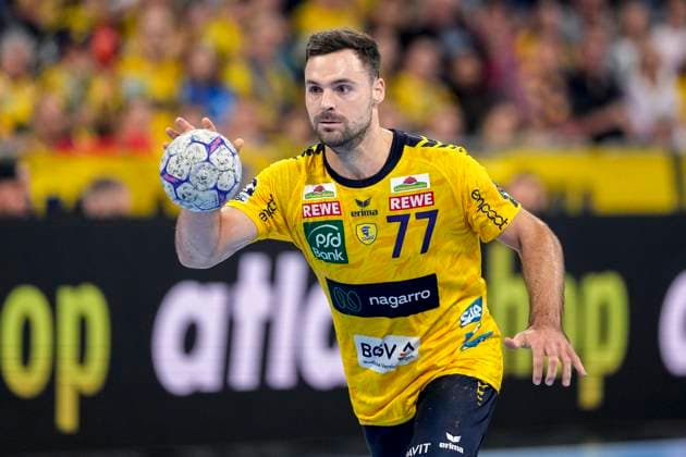 Dani Baijens RNL, 77 , on the ball, single picture, single photo, action, action, 09 10 2025, Mannheim Germany , Handball, Bundesliga, Rhein Neckar Löwen Frisch Auf Göppingen xozx