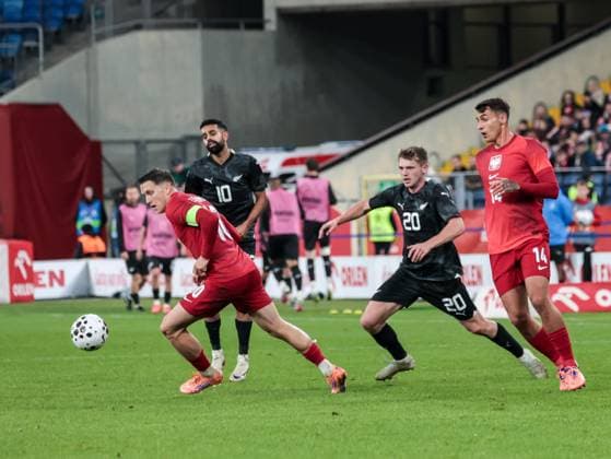 October 9, 2025, Chorzow, Poland: Polish football player Piotr Zielinskii seen in action during the friendly match between Poland and New Zealand at Silesia Stadium. Final score; Poland wins 1:0. Chorzow Poland - ZUMAs197 20251009_aaa_s197_392 Copyright: xDominikaxZarzyckax