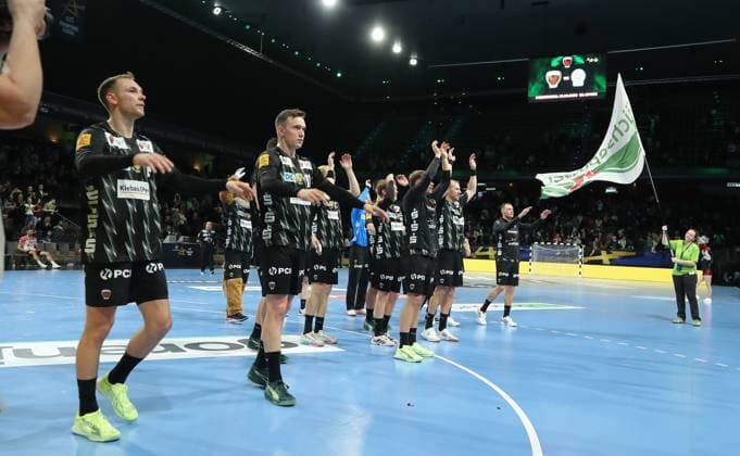 Mathias Gidsel, Lasse Andersson, Füchse team cheers after the match Sport Handball CL Champions League Champions League Men 4 Matchday Season 2025 2026 09 10 2025 Füchse Berlin vs Dinamo Bucharest in the Max Schmeling Halle
