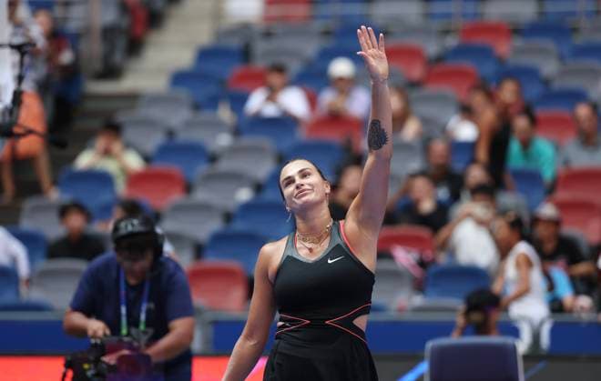 (251010) -- WUHAN, Oct. 10, 2025 -- Aryna Sabalenka celebrates after the women s singles quarterfinal match between Elena Rybakina of Kazakhstan and Aryna Sabalenka of Belarus at the 2025 Wuhan Open tennis tournament in Wuhan, central China s Hubei Province, Oct. 10, 2025. ) (SP)CHINA-WUHAN-TENNIS-WUHAN OPEN-WOMEN S SINGLES (CN) Baixxuefei 