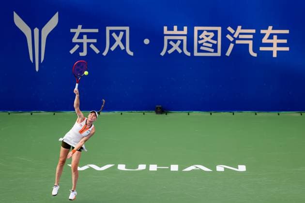 WUHAN, CHINA - OCTOBER 09: Elena Rybakina of Kazakhstan competes in the Women s Singles Round of 16 match against Linda Noskova of the Czech Republic on day 6 of 2025 Wuhan Open at Optics Valley International Tennis Center on October 9, 2025 in Wuhan, Hubei Province of China.  Copyright: xVCGx 111596282559