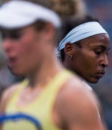 (251010) -- WUHAN, Oct. 10, 2025 -- Coco Gauff (R) is seen during the women s singles quarterfinal match between Coco Gauff of the United States and Laura Siegemund of Germany at the 2025 Wuhan Open tennis tournament in Wuhan, central China s Hubei Province, Oct. 10, 2025. ) (SP)CHINA-WUHAN-TENNIS-WUHAN OPEN-WOMEN S SINGLES-QUARTERFINAL (CN) WuxZhizun 