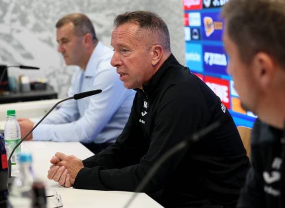 Football, Men, 3 Liga, Season 2025 2026, TSV 1860 Munich, Press conference, Presentation Markus Kauczinski, Coach Here in the picture Markus Kauczinski, Coach TSV 1860 Munich at his presentation at a press conference, Head, Portrait