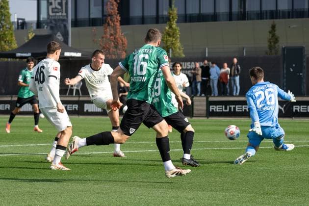 10 10 2025, Football friendly, Borussia Moenchengladbach SC Preussen Muenster, Season 2025 2026, Fohlenplatz at Borussia Park in Moenchengladbach Jan Urbich Borussia Monechengladbach, 40 scores the goal to 2 1 Photo Kirchner Media Thomas Haesler Copyright: xKirchner-Media ThomasxHaeslerx