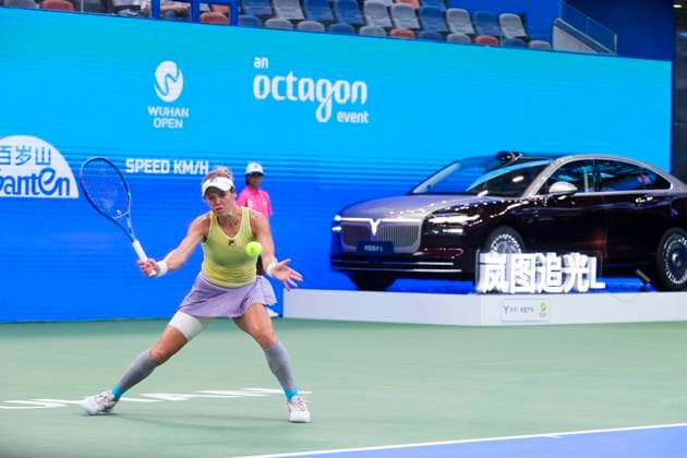 WUHAN, CHINA - OCTOBER 10: Laura Siegemund of Germany competes in the Women s Singles Quarterfinal match against Coco Gauff of the United States on day 7 of 2025 Wuhan Open at Optics Valley International Tennis Center on October 10, 2025 in Wuhan, Hubei Province of China.  Copyright: xVCGx 111596359957