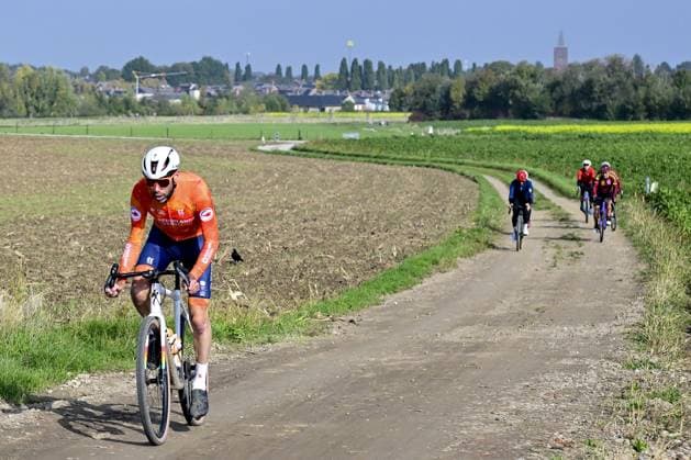 Dutch Laurens Ten Dam pictured in action during a reconnaissance on the track of this weekend s UCI World Gravel Championships, Friday 10 October 2025 in Maastricht, The Netherlands. DIRKxWAEM  x136470726x
