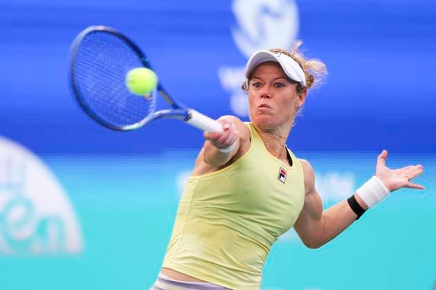 WUHAN, CHINA - OCTOBER 10: Laura Siegemund of Germany competes in the Women s Singles Quarterfinal match against Coco Gauff of the United States on day 7 of 2025 Wuhan Open at Optics Valley International Tennis Center on October 10, 2025 in Wuhan, Hubei Province of China.  Copyright: xVCGx 111596359862