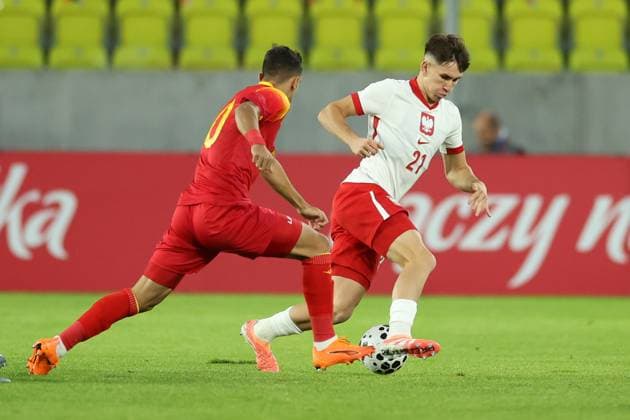 KATOWICE 10.10.2025 MECZ ELIMINACJE MLODZIEZOWYCH MISTRZOSTW EUROPY U21, U 21 GRUPA E: POLSKA - CZARNOGORA --- UEFA EUROPEAN UNDER-21 CHAMPIONSHIP 2027 QUALIFYING ROUND FOOTBALL GROUP E MATCH: POLAND - MONTENEGRO MARCEL REGULA FOT. PIOTR KUCZA FOTOPYK NEWSPIX.PL --- newspix.pl POLAND OUT! 