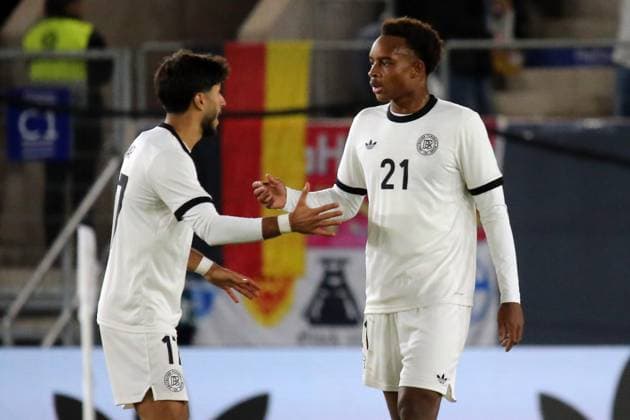 10 10 2025, xmohx, Football U 21 European Championship Qualification, Germany Greece v l Muhammed Damar German National Football Team DFB U21 and Forzan Assan Ouedraogo German National Football Team DFB U21 after the goal to 1 2 DFL DFB REGULATIONS PROHIBIT ANY USE OF PHOTOGRAPHS as IMAGE SEQUENCES and or QUASI VIDEO Jena