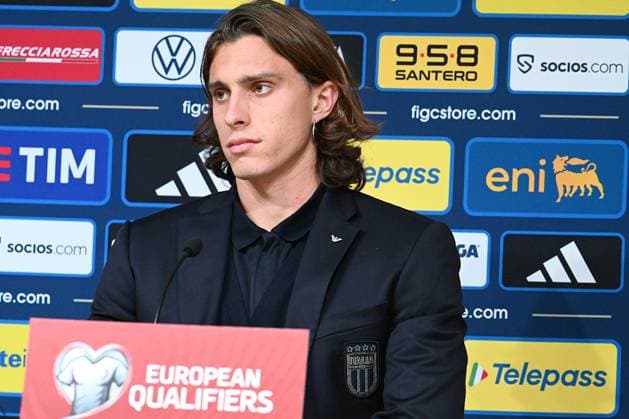 Riccardo Calafiori press conference, PK, Pressekonferenz Match day-1 during Team Estonia - Press Conference, FIFA World Cup, WM, Weltmeisterschaft, Fussball match in Tallin, Estonia, October 10 2025  Copyright: xPasqualexGolia IPAxSportx xipa-agency.netx xx IPA_66395456 IPA_Agency_IPA66395456