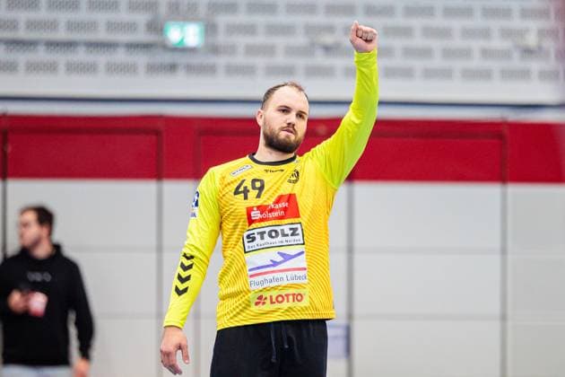 Nils Conrad VfL Luebeck Schwartau, 49 cheers GER, TuS N Luebbecke vs VfL Luebeck Schwartau, Handball, 2 Bundesliga, Matchday 7, Season 2025 2026, 10 10 2025 GER, TuS N Luebbecke vs VfL Luebeck Schwartau, Handball, 2 Bundesliga, Matchday 7, Season 2025 2026, 10 10 2025 Luebbecke Copyright: xEibner-Pressefoto JanxRollingerx EP_JSK