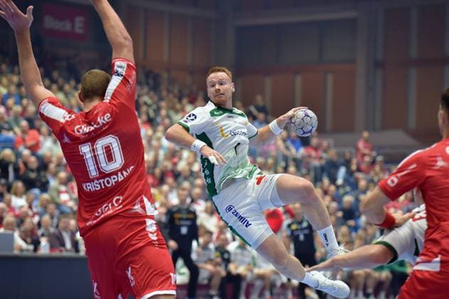 Tomas Piroch SC DHfK Leipzig 7 on the ball , Dainis Kristopans MT Melsungen 10 R , GER, MT Melsungen SC DHfK Leipzig, Handball, 1 Bundesliga, Matchday 8, Season 2025 2026, 10 10 2025, GER, MT Melsungen SC DHfK Leipzig, Handball, 1 Bundesliga, Matchday 8, Season 2025 2026, 10 10 2025 Kassel Copyright: xEibner-Pressefotox xRolandxSippex EP_RSL