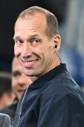 10 10 2025, xsltx, Football World Cup Qualification 2026, Germany Luxembourg v l Coach Coach Jeff Strasser Luxembourg DFL DFB REGULATIONS PROHIBIT ANY USE OF PHOTOGRAPHS as IMAGE SEQUENCES and or QUASI VIDEO Sinsheim