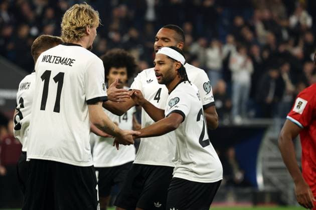 10 10 25 Germany Luxembourg Germany, Sinsheim, 10 10 2025, Football, World Cup Qualification, Germany Luxembourg Serge Gnabry Germany Cheers Goal 1 0 Gnabry