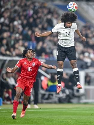 Leandro Barreiro (Luxembourg) und Karim Adeyemi (Germany) battle for the ball during the FIFA World Cup, WM, Weltmeisterschaft, Fussball 2026 qualifier match between Germany and Luxembourg at PreZero-Arena on October 10, 2025 in Sinsheim, Germany. (Photo by Harry Langer DeFodi Images) Leandro Barreiro Luxembourg and Karim Adeyemi Germany battle for the ball during the FIFA World Cup 2026 qualifier match between Germany and Luxembourg at PreZero Arena on October 10, 2025 in Sinsheim, Germany Photo by Harry Langer DeFodi Images