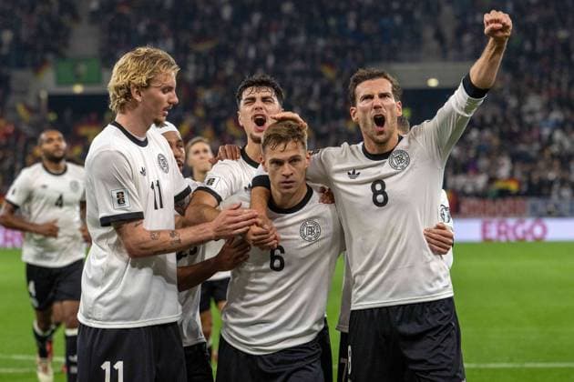 Cheers and joy for Nick Woltemade GER , Alexsander Pavlovic GER , goalscorer Joshua Kimmich GER and Leon Goretzka GER xettx, Germany, Sinsheim, 10 10 2025, Football, National team, World Cup Qualification Europe Germany vs Luxembourg, Season 2025 2026, Matchday 7, PreZerro Arena