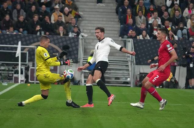 GER, World Cup Qualification, Germany vs. Luxembourg 10 10 2025, PreZero Arena, Sinsheim, GER, World Cup Qualification, Germany vs. Luxembourg , in the picture goalkeeper Anthony Moris Luxembourg , Leon Goretzka Germany , Seid Korac Luxembourg nordphotoxGmbHx xBratic nph00250