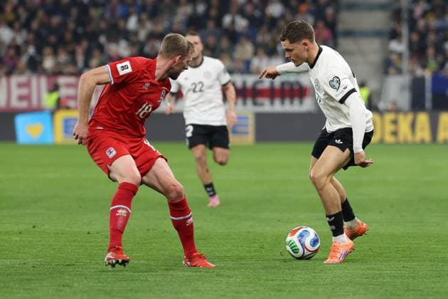 in duel, action, with Laurent Jans 18 Luxembourg , Florian Wirtz 17 Germany , Germany vs. Luxembourg, Soccer, World Cup Qualification, 10 10 2025 Sinsheim Baden Wuerttemberg Germany Copyright: xkolbert-press ChristianxKolbertx