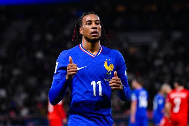 FOOTBALL : France vs Azerbaidjan - Paris - 10 10 2025 Michael Olise ( 11 - France ) during the European Qualifying round match between France and Azerbaijan at Parc des Princes on October 10, 2025 in Paris, France. ( Photo by Federico Pestellini PsnewZ ) - Parc des PrincesFrance  Copyright: xFedericoxPestellinix