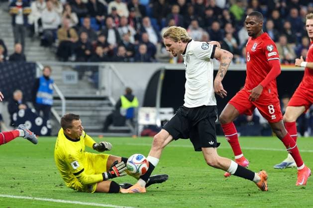 Nick Woltemade 11 Germany fails against Anthony Moris 1 Luxembourg , Germany vs Luxembourg, Football, World Cup Qualification, 10 10 2025 Sinsheim Baden Wuerttemberg Germany Copyright: xkolbert-press ChristianxKolbertx
