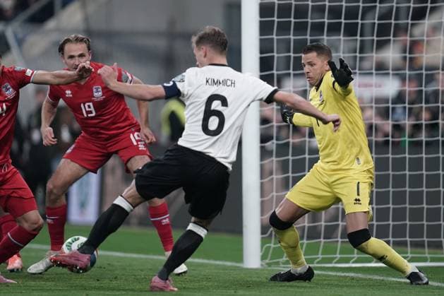 Soccer World Cup Qualification 2025 2026 10 10 2025, Soccer international match, international match, World Cup Qualification, 2025 2026, Group A, Germany, Sinsheim, PreZero Arena, Sinsheim, Germany D Luxembourg LUX vl Joshua Kimmich Germany DEU, DFB, 6 scores the 4 0 against Anthony Moris Luxembourg, Luxembourg, FLF 1